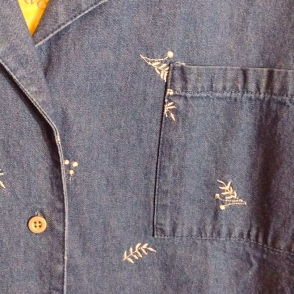 Denim & Co cotton denim camp shirt  2x - Picture 3 of 8